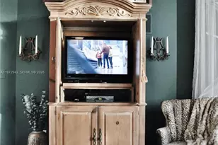 1 Century Ln, Miami Beach, FL 33139 - Photo 35