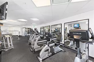 1 Century Ln, Miami Beach, FL 33139 - Photo 15