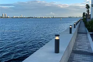 7501 E Treasure Dr, North Bay Village, FL 33141 - Photo 21