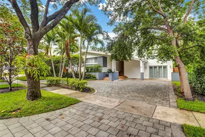 84 Bay Heights Dr, Miami, FL 33133 - Photo 3