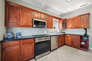 1026 SW 180th Terrace, Pembroke Pines, FL 33029 - Photo 11