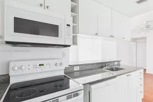 275 NE 18th St, Miami, FL 33132 - Photo 5