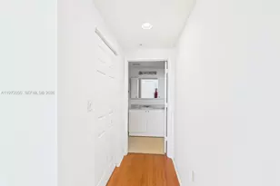 275 NE 18th St, Miami, FL 33132 - Photo 13