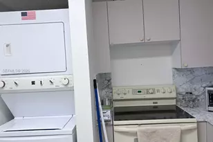 199 SW 12th Ave, Miami, FL 33130 - Photo 21