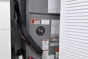 199 SW 12th Ave, Miami, FL 33130 - Photo 27