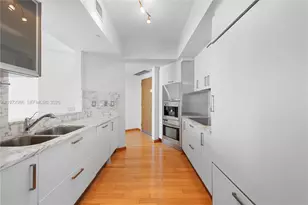 450 Alton Rd, Miami Beach, FL 33139 - Photo 7