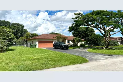 1771 NW 17th St, Homestead, FL 33030 - Photo 3