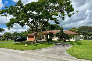 1771 NW 17th St, Homestead, FL 33030 - Photo 5