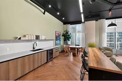 121 NE 5th St #710, Miami, FL 33132 - Photo 21