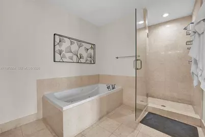 20000 E Country Club Dr #PH06, Aventura, FL 33180 - Photo 39