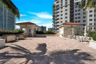 20000 E Country Club Dr #PH06, Aventura, FL 33180 - Photo 9