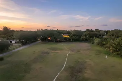 25710 SW 153 Ct, Unincorporated Dade County, FL 33032 - Photo 3