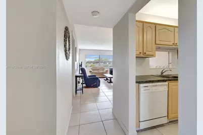 5002 NW 35th St #306, Lauderdale Lakes, FL 33319 - Photo 13