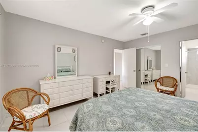 5002 NW 35th St #306, Lauderdale Lakes, FL 33319 - Photo 17