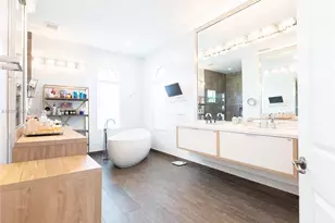 4950 E Sterling Rnch Cir, Davie, FL 33314 - Photo 35