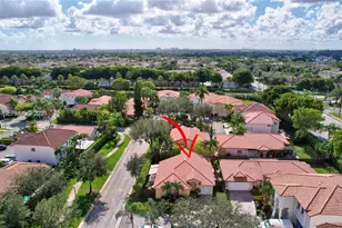 5862 NW 113th Pl, Doral, FL 33178 - Photo 1