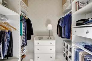 5862 NW 113th Pl, Doral, FL 33178 - Photo 9