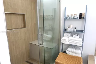 5862 NW 113th Pl, Doral, FL 33178 - Photo 11