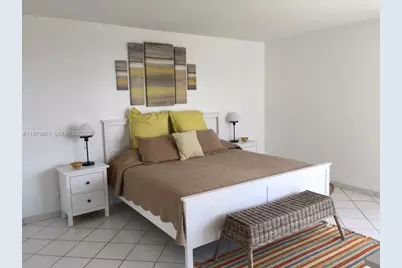 100 Bayview Dr #516, Sunny Isles Beach, FL 33160 - Photo 15