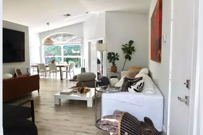 5862 NW 113th Pl #5862, Doral, FL 33178 - Photo 3