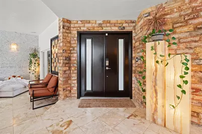 5186 NW 106th Ave, Doral, FL 33178 - Photo 3