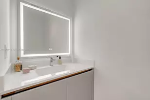 1030 15th St, Miami Beach, FL 33139 - Photo 19