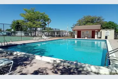 21821 S Heritage Cir #1, Pembroke Pines, FL 33029 - Photo 21