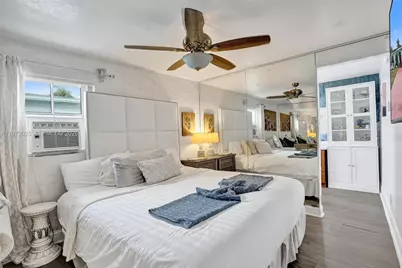 609 SW 2nd Ave, Hallandale Beach, FL 33009 - Photo 7