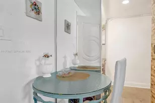 609 SW 2nd Ave, Hallandale Beach, FL 33009 - Photo 11