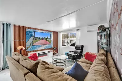 609 SW 2nd Ave, Hallandale Beach, FL 33009 - Photo 29
