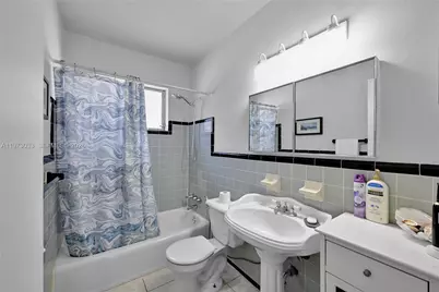 1240 14th St, Miami Beach, FL 33139 - Photo 29