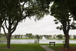 5220 Las Verdes Cir, Delray Beach, FL 33484 - Photo 21