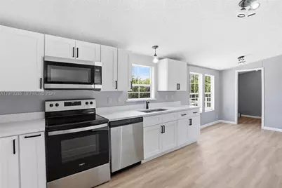 1446 Seminole Ave, Other City - In The State Of Florida, FL 33935 - Photo 17