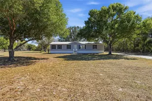 1446 Seminole Ave, Other City - In The State Of Florida, FL 33935 - Photo 3