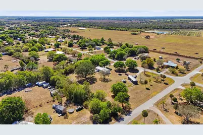 1446 Seminole Ave, Other City - In The State Of Florida, FL 33935 - Photo 41