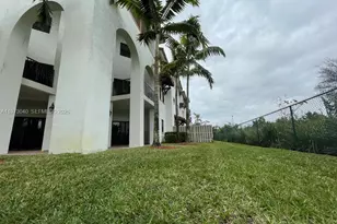 10600 NW 88th St, Doral, FL 33178 - Photo 13