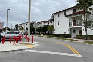 10600 NW 88th St, Doral, FL 33178 - Photo 9