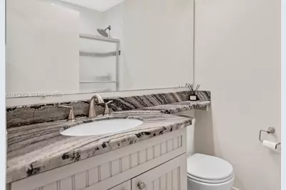 349 NW 94th Ter, Plantation, FL 33324 - Photo 21