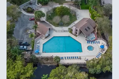 349 NW 94th Ter, Plantation, FL 33324 - Photo 23