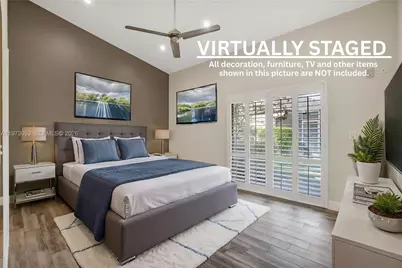 349 NW 94th Ter, Plantation, FL 33324 - Photo 5