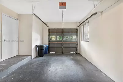 349 NW 94th Ter, Plantation, FL 33324 - Photo 21
