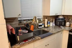 3011 W 76th St, Hialeah, FL 33018 - Photo 13