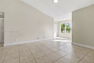 12760 Vista Isles, Sunrise, FL 33325 - Photo 7