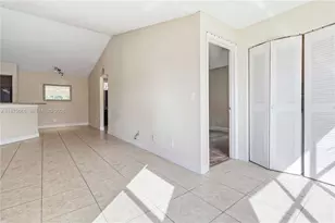12760 Vista Isles, Sunrise, FL 33325 - Photo 9