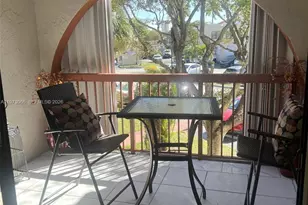 10229 NW 9th St Cir, Miami, FL 33172 - Photo 7