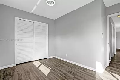 949 SE 10th Ct, Pompano Beach, FL 33060 - Photo 29