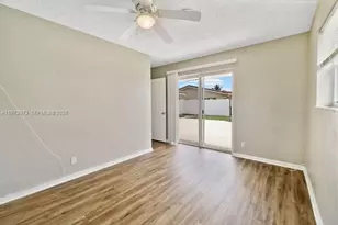 949 SE 10th Ct, Pompano Beach, FL 33060 - Photo 25