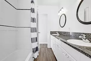 949 SE 10th Ct, Pompano Beach, FL 33060 - Photo 31