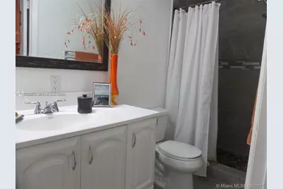 8811 NW 16th St, Pembroke Pines, FL 33024 - Photo 7