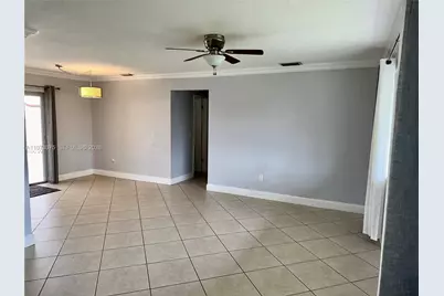 8811 NW 16th St, Pembroke Pines, FL 33024 - Photo 15